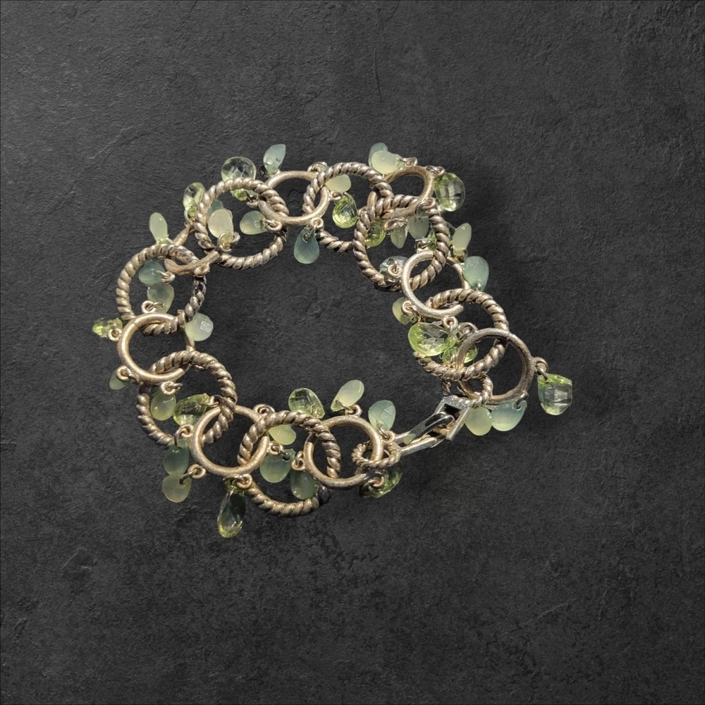 Elegant Gold and Green Bracelet